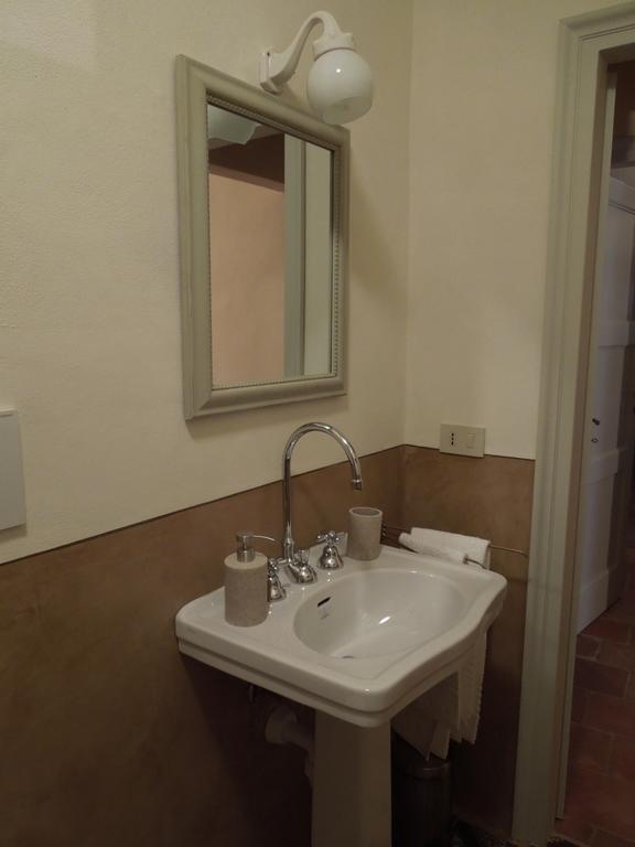 Bed and Breakfast Casa Rovelli Alfiano Natta Camera foto
